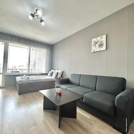 Smart Choice Family By Apartmax * Варна
